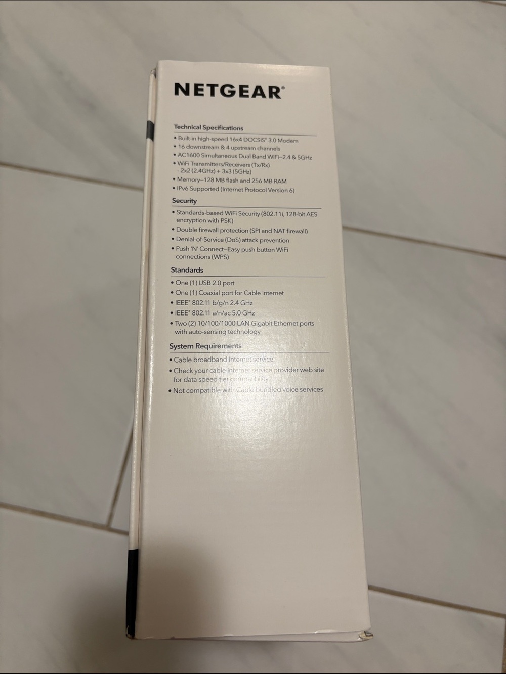 NETGEAR AC1600 WiFi Cable Modem Router - Picture 6 of 6